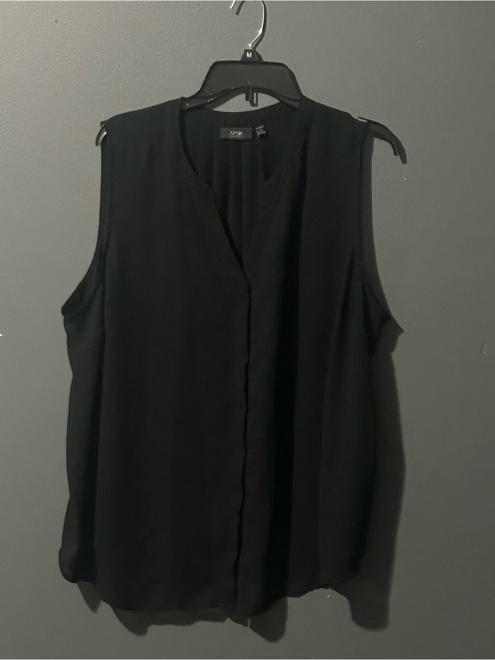 Apt. 9 Essentials Black Sleeveless V-Neck Blouse Women’s 2X